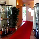 Caroline 酒店