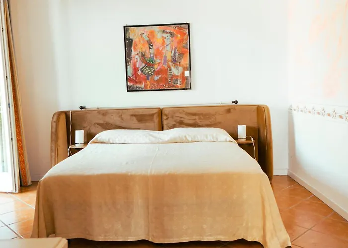 Otel Caroline 4*