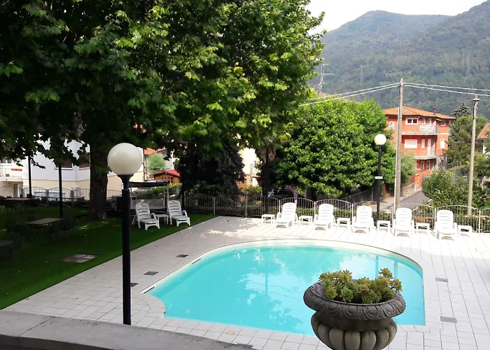 Otel Caroline 4*