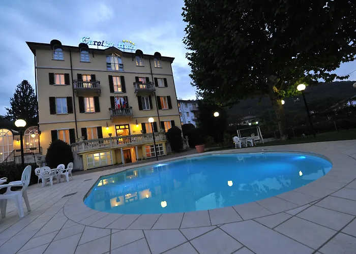 Caroline Otel Brusimpiano