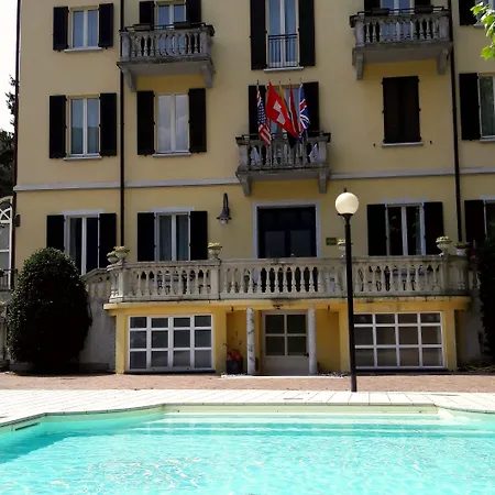 Hotel Caroline