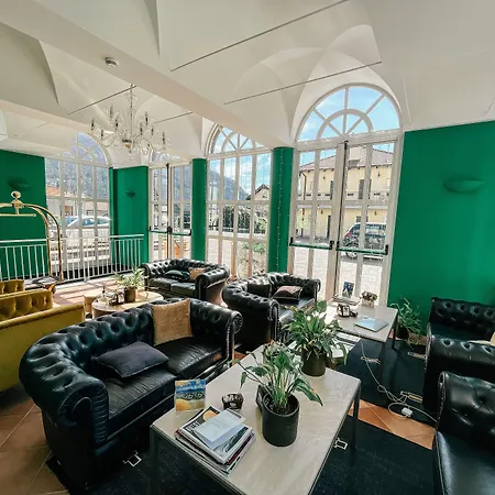Hotel Caroline