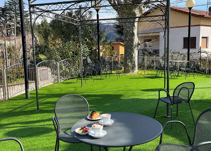 Caroline Brusimpiano