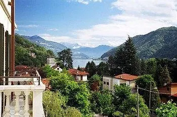 Caroline Hotel Brusimpiano