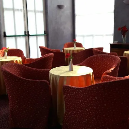 Hotel Caroline 4*
