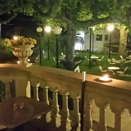 Caroline Hotel